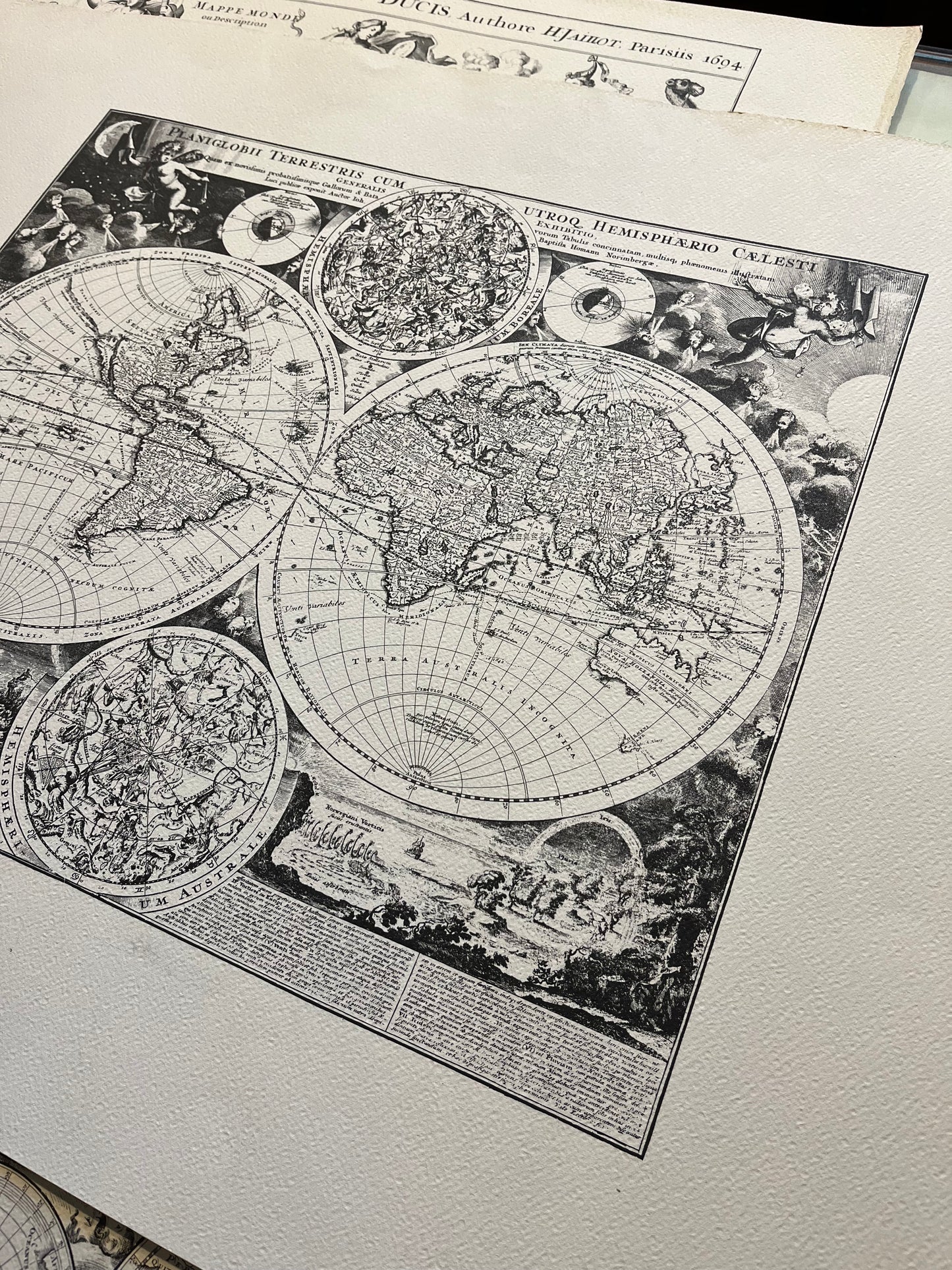 Geografica con emisferi celesti e putti - Ristampa