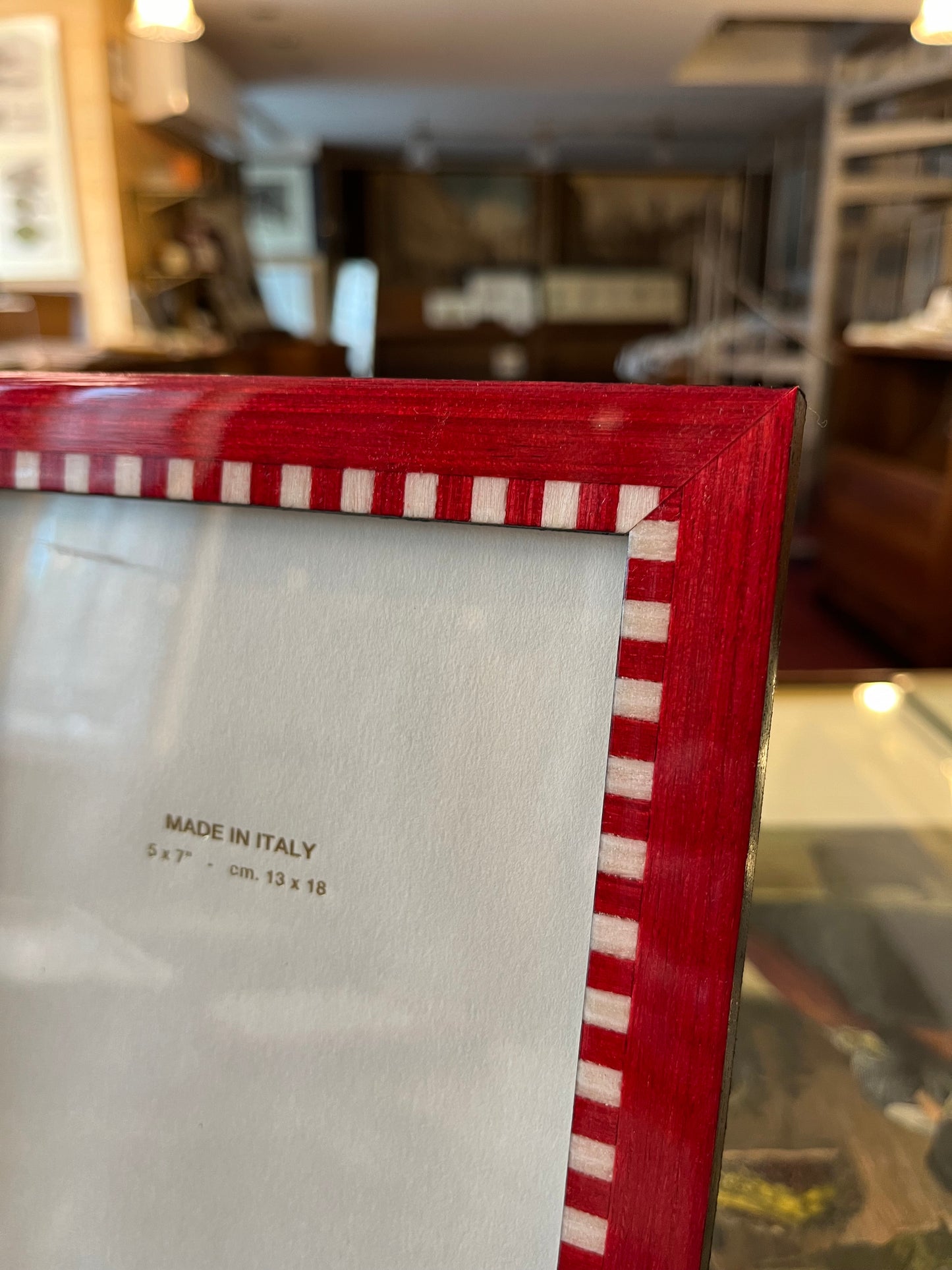 Cornice portafoto, rossa intarsiata - 16,5 x 21,5 cm